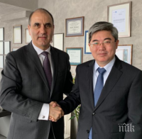 Цветанов договаря среща Борисов - Ли Къцян в България