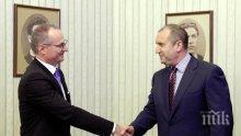 Румен Радев равнис по съдията на олигархията Лозан Панов