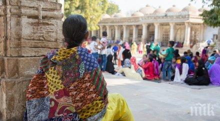 трагедия души починаха болница заради хранително отравяне индийски храм