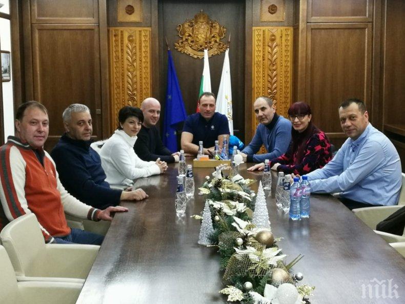 Цветан Цветанов се срещна с кмета на Банско Георги Икономов