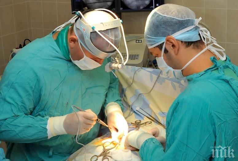 Лекарите във ВМА спасиха живота на млад мъж след трансплантация на черен дроб