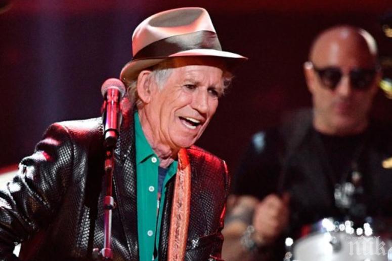 НЕВЕРОЯТНО, НО ФАКТ: Кийт Ричардс скъса с алкохола