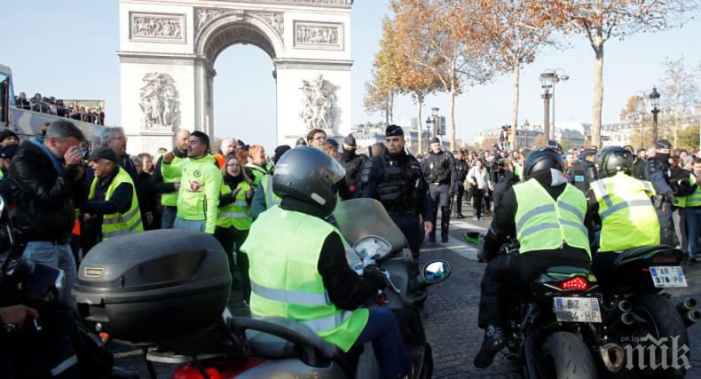 Френското правителство призна, че е допуснало грешки в кризата с протестите на жълтите жилетки
