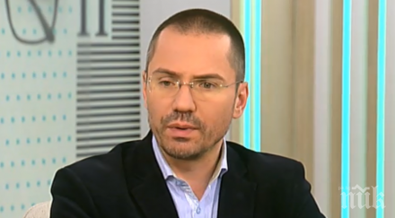 ангел джамбазки самоиронизира шенген значи разхождаш пистолет летищата