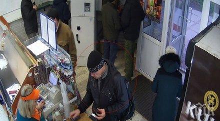 брутално пребиха смърт мъж магазин безучастните погледи свидетели видео