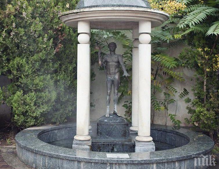 Откраднали статуята на Аполон от Централна баня в нощта срещу 17-и декември