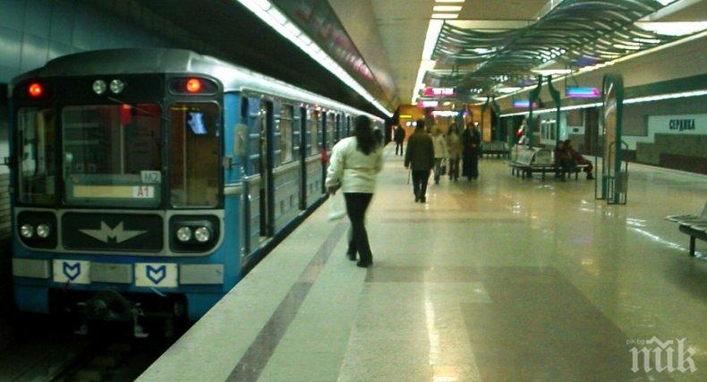Вижте как ще работи метро и градският транспорт в новогодишната нощ