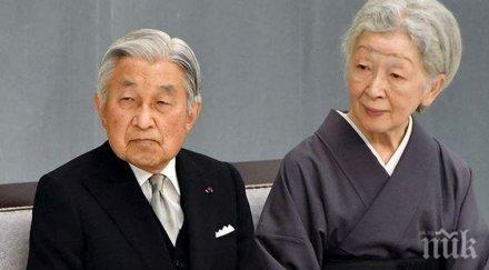 японският император празнува годишнината