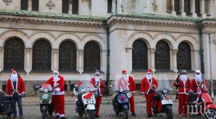 предпразнично мотористи ролята дядо коледа улиците софия