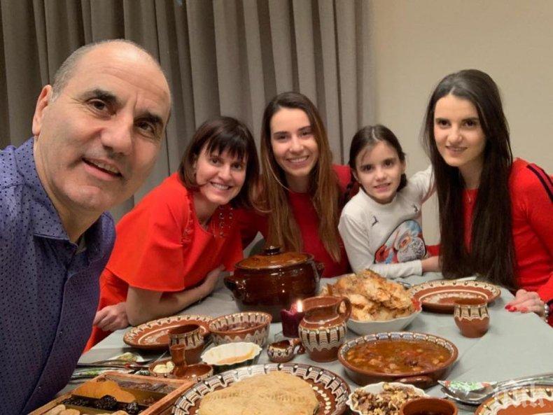 ПЪРВО В ПИК: Цветан Цветанов с четири жени на Бъдни вечер (СНИМКИ)