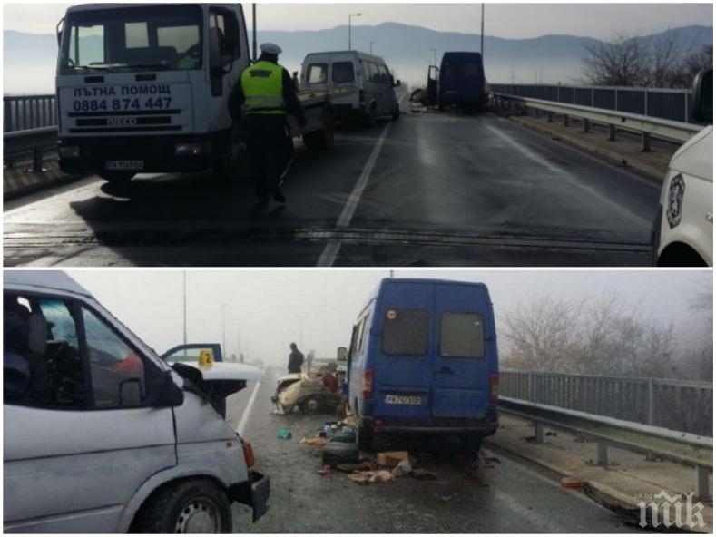 ВНИМАНИЕ: Нова опасност надвисна за шофьорите на фаталния надлез в Звъничево, където петима намериха смъртта си