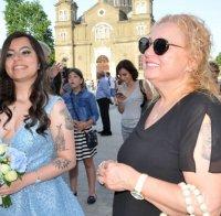 НЕПОКОРНА: Щерката на Тони Димитрова сложи халка на носа