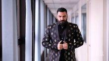 ЕДНО КЪМ ЕДНО: Невероятно - Азис стана двойник на Тото от "СкандаУ" (СНИМКИ)