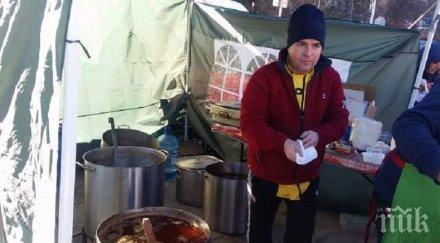 иван звездев нахрани 2000 души курбан баните