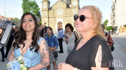 непокорна щерката тони димитрова сложи халка носа