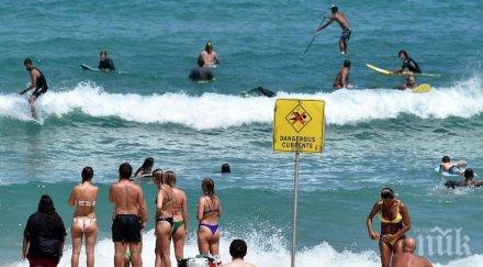 рекордни жеги пълни плажове австралия