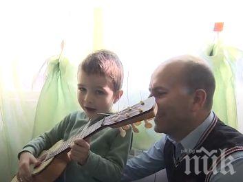Българче пее българския химн в Германия, бюрократи принудиха семейството му да емигрира