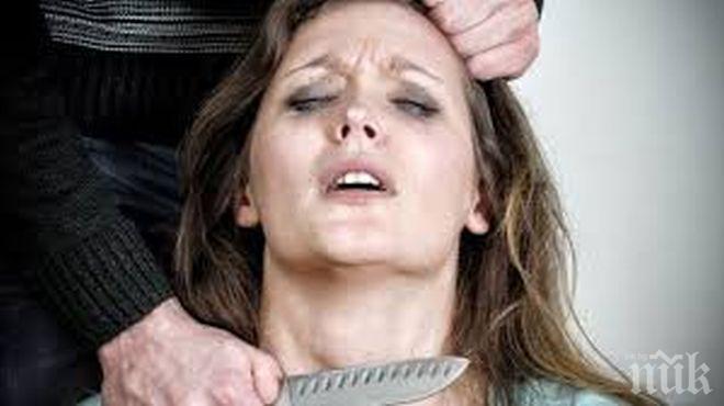 Маниак по хазарта пробва да заколи жена си, тя лъже в полицията, че рязала зеле и си порязала... врата