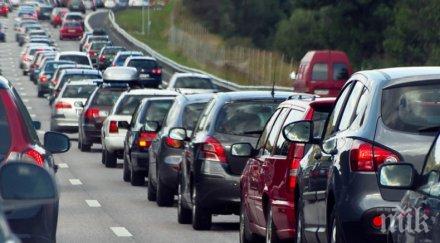 антирекорд четирима всеки 100 българи купили автомобили 2018