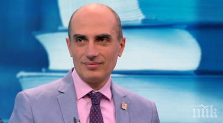 внукът елин пелин дядо взел стъкленицата сърцето вазов бягството бомбардировките софия