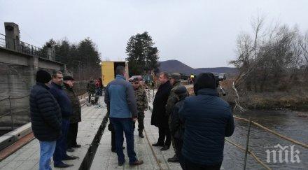 каракачанов срещна военните изградиха новия мост червен бряг снимки