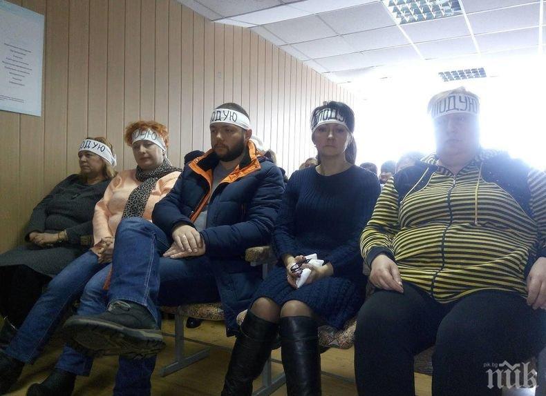 Украински миньори обявиха гладна стачка заради неполучени заплати