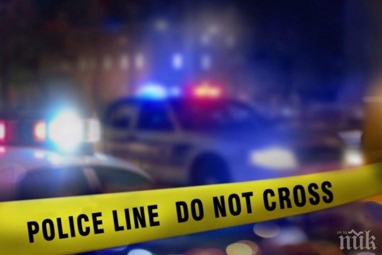 Шофьор се вряза в тълпа, ранени са поне четирима души