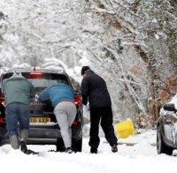 Армията се включи  в разчистването на снега в Гърция