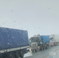 ВАЖНО: Спират камионите над 12 т през Самоков