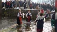 300 хил. българи празнуват Ивановден днес