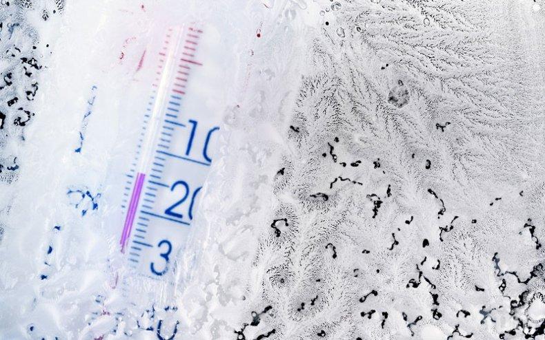 ЗАМРЪЗВАНЕ: В Кнежа температурата падна до минус 16