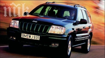 крайслер изтегля милиони автомобили заради дефект