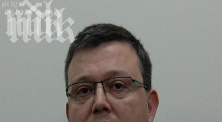 сотир цацаров депутатите прекрачват границата протеста