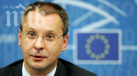 хвърлете лъвовете главата станишев