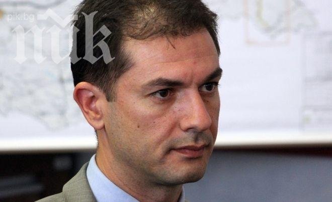 Орешарски назначи петима зам. министри – единият наследен от ГЕРБ