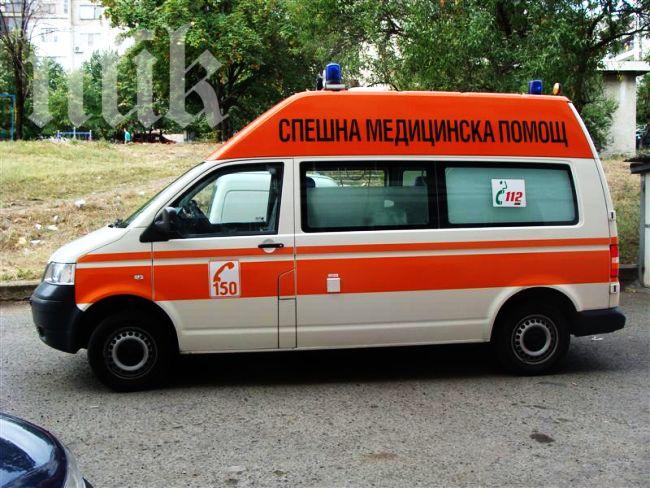 Мъж преби колежка за 300 лева