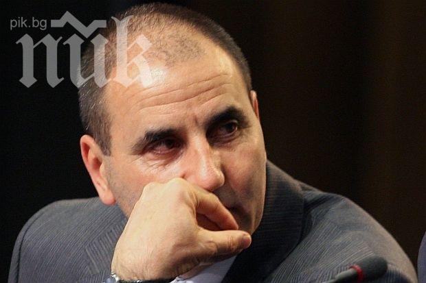 НАП започна да проверява здраво доходите на Цветанов