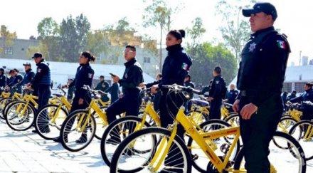 заради липса бензин полицаи мексико яхнаха колела