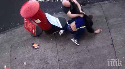 брутална атака пребиха българин шотландия двама крадци налетяли илхан магазина видео