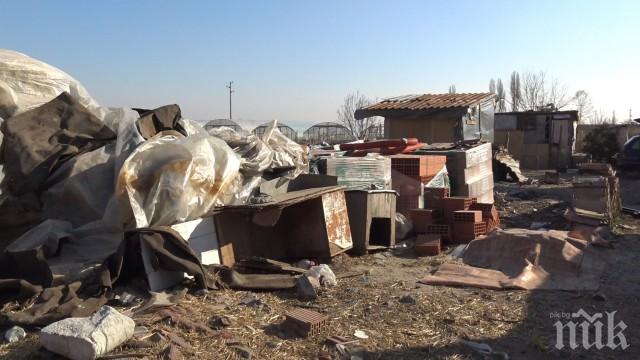 БЪРЗА РЕАКЦИЯ: Бутат незабавно 15 от постройките в махалата във Войводиново