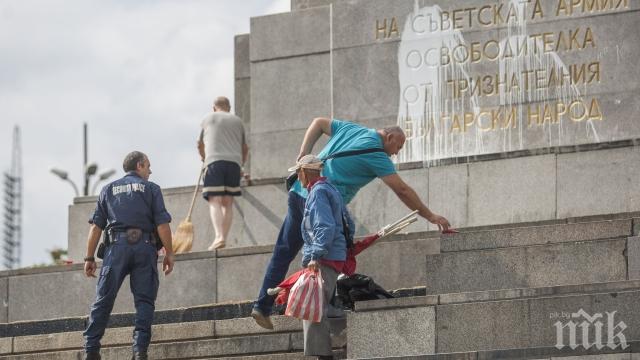 Пак поругаха паметника на Съветската армия