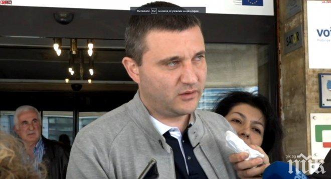 Енергийната борса работи успешно, категоричен е министър Горанов