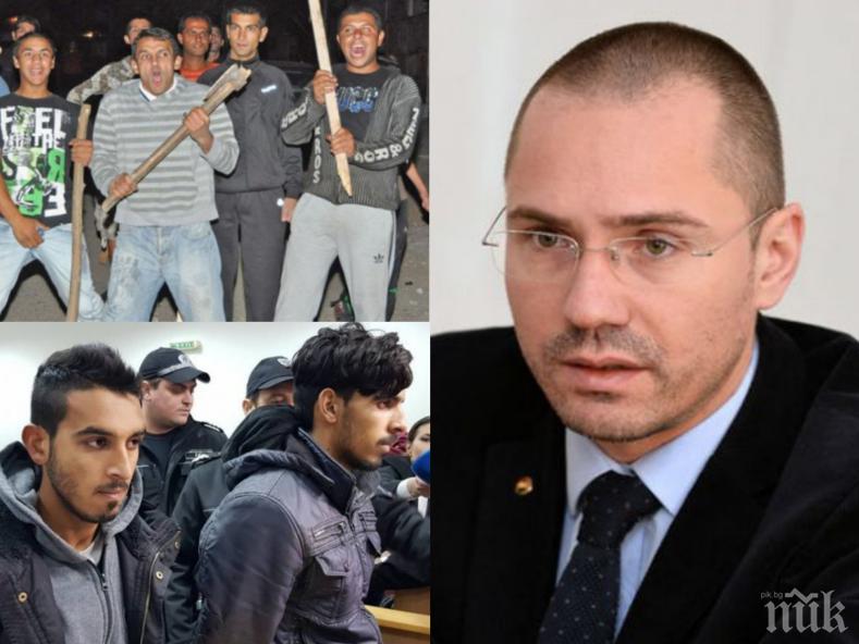 ГОРЕЩА ТЕМА: Джамбазки с важно предупреждение: Има опасност от гражданска война заради циганските катуни