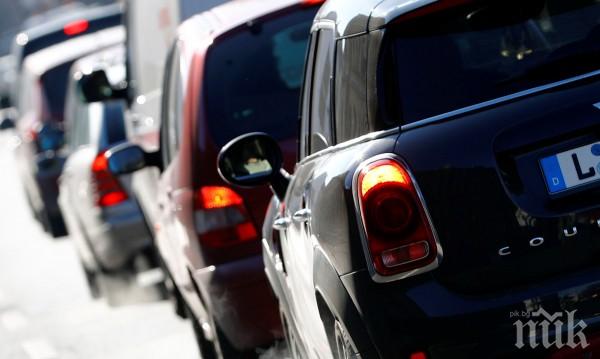 КРАЙНО РЕШЕНИЕ: Германски град забранява напълно дизеловите автомобили