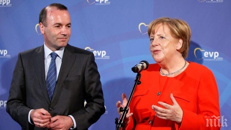 Партията на Меркел се събира за евроизборите