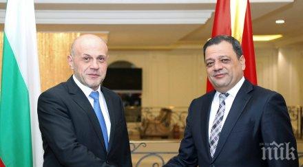 първо пик стиснахме ръцете македония общ граничен контрол изграждане транспортен коридор снимки