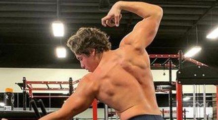 синът арни тръгна стъпките