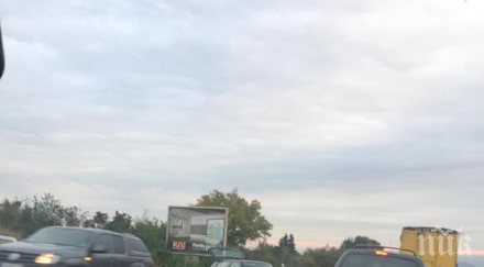 верижна катастрофа затвори пътя александрово константиново