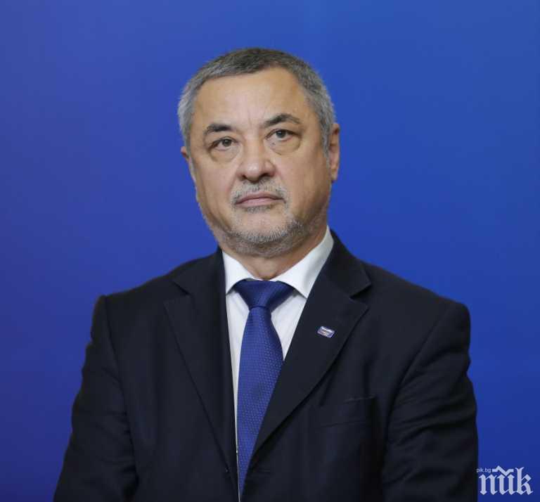 ОКОНЧАТЕЛНО: Съдът оправда Валери Симеонов по обвиненията за дискриминация на ромите