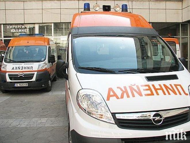 Дете пострада при сблъсък с автобус